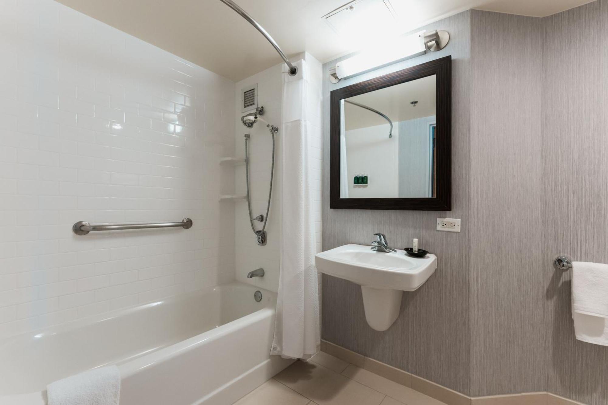 Courtyard By Marriott Angeles Lax / Century Boulevard Los Angeles